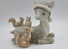 Reh Sitzend mit 3 Tieren