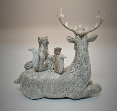 Hirsch liegend aus Poly weiß,beige