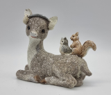 Reh sitzend mit 2 Tieren