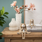 Kantenhocker Hase aus Poly, Beige